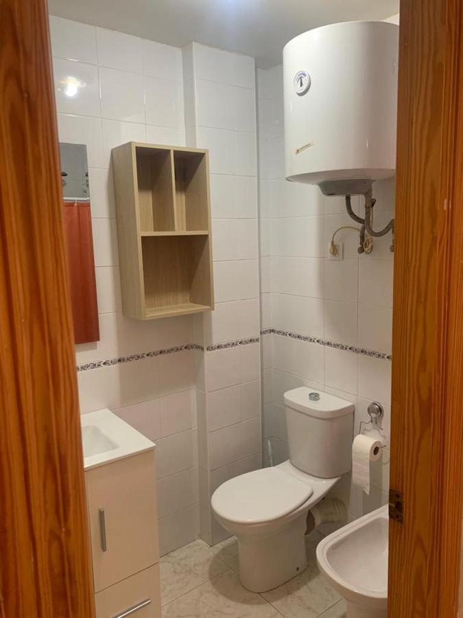 Alquilo Hermoso Apartamento En La Paradisiaca Oropesa Del Mar, 2Habitaciones, 1 Bano, Cocina, Salon, Aire Acondicionado Y Balcon A 400 Metros De La Playa Morro De Gos, Muy Cerca De Supermercados, Comercios Y Bares المظهر الخارجي الصورة