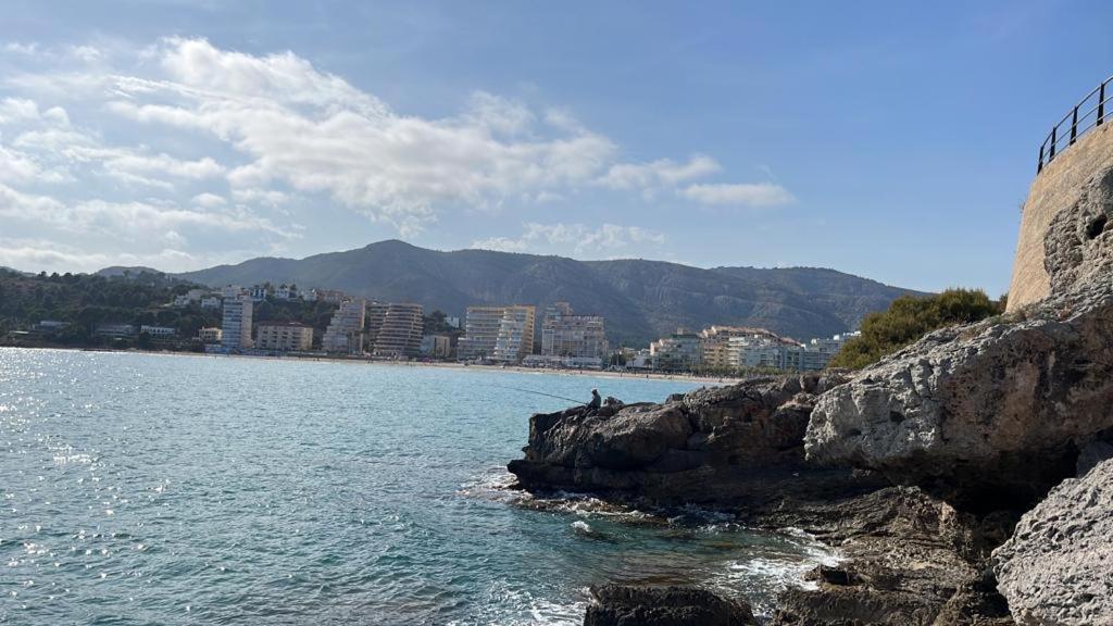 Alquilo Hermoso Apartamento En La Paradisiaca Oropesa Del Mar, 2Habitaciones, 1 Bano, Cocina, Salon, Aire Acondicionado Y Balcon A 400 Metros De La Playa Morro De Gos, Muy Cerca De Supermercados, Comercios Y Bares المظهر الخارجي الصورة